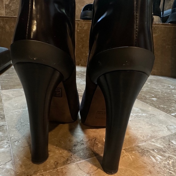 Fendi Brown Suede Ankle Boots - Picture 3 of 5